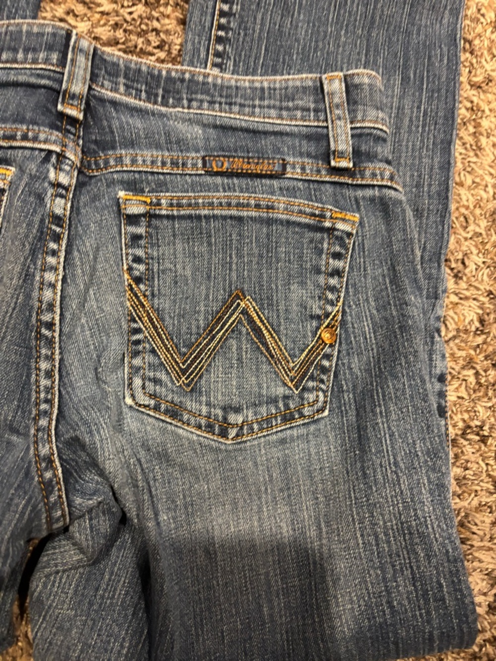 Wrangler QBaby Women's Mid Wash Blue Bootcut Jeans - Picture 6 of 6